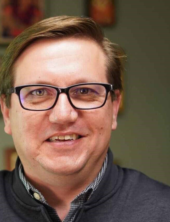 Dr. Viktor  Roudkovski